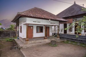 Bali: Making Canang, Sanskrit Lesson & Farming Village Tour