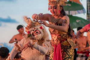 Bali: spettacolare tramonto a Melasti con danza kecak