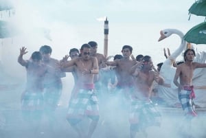 Bali: spettacolare tramonto a Melasti con danza kecak