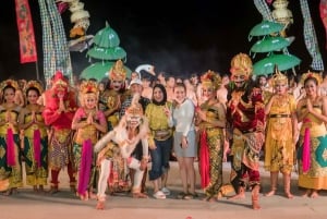 Bali: Melasti Sunset Kecak Dance Show & Jimbaran Bay