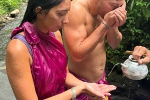 Bali: Melukat-Ritual und Foodtour auf dem Nachtmarkt