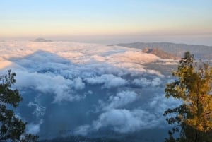 Bali: Mount Abang Guided Hike with Hotel Pickup