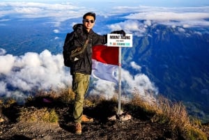 Bali/Mount Agung: Sunrise Trekking Adventure With Transfers