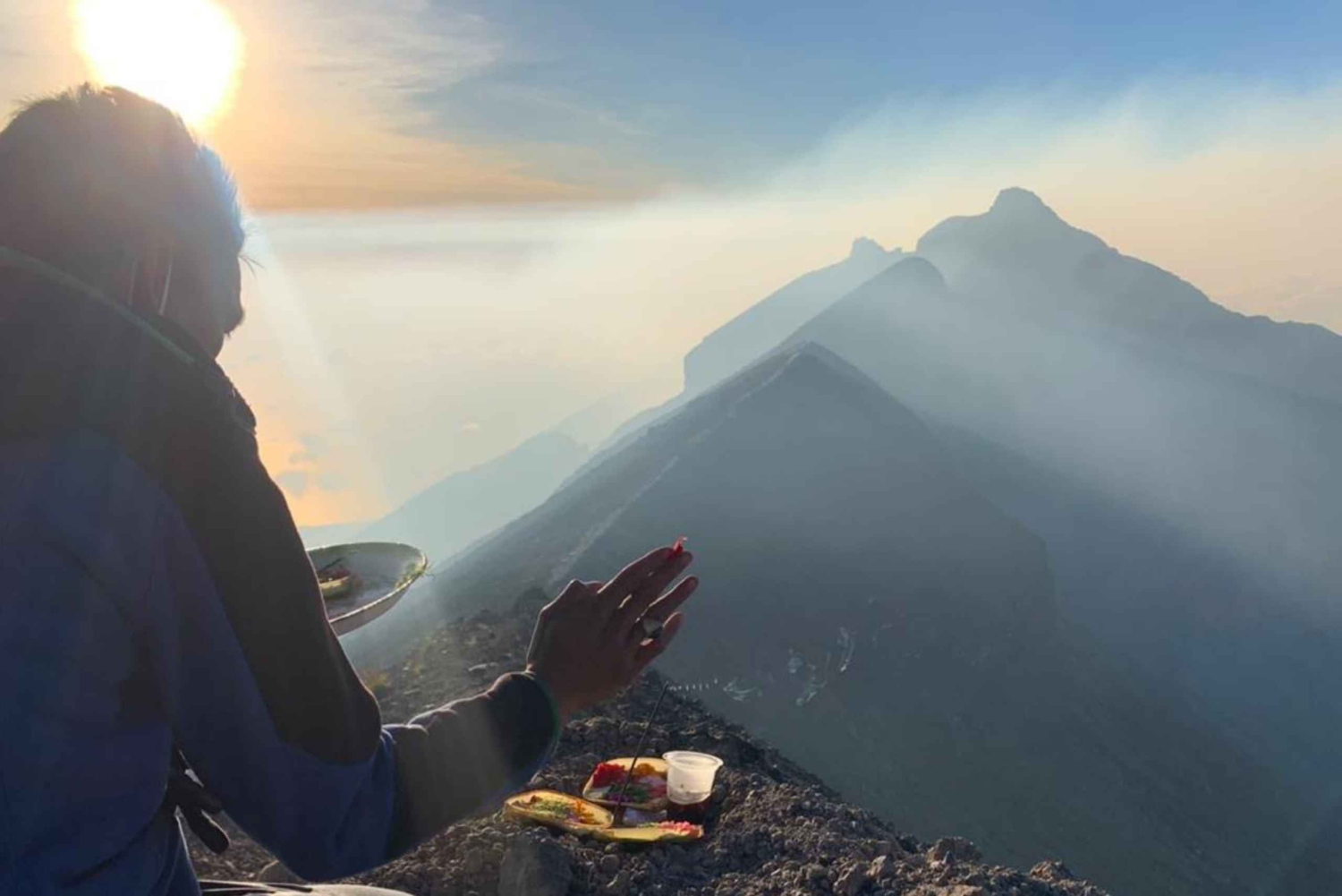 Bali: Trekking all'alba sul Monte Agung con servizio di prelievo in hotel