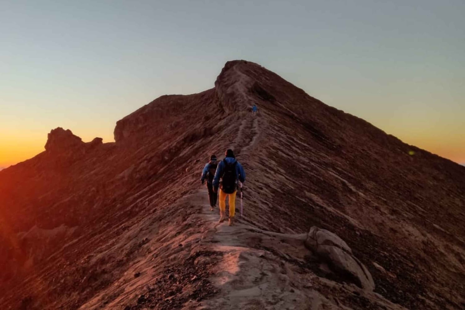 Bali: Mount Agung Sunrise Trekking Tour with Hotel Pickup