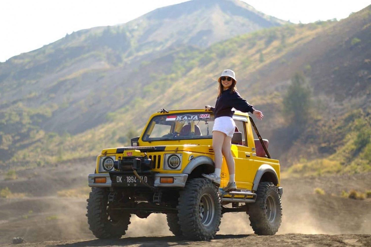 Bali: Dag/Solnedgang Mount Batur 4WD Jeep og naturlig varm kilde