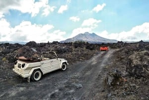 Bali/Mount Batur: Classic VW Volcano Safari & Hot Spring