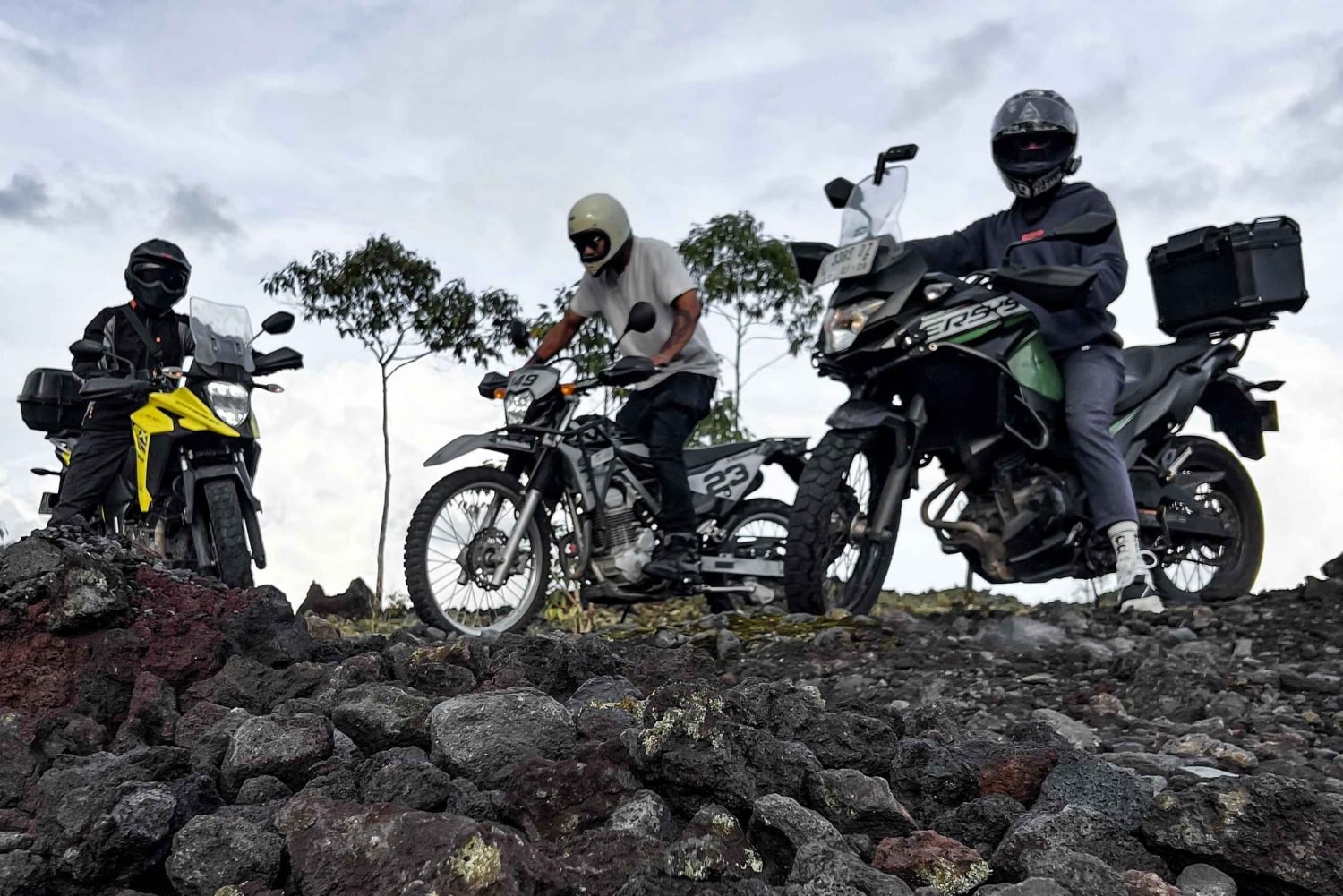 Bali: Mount Batur Guided Motorcycle Tour & Hot Springs