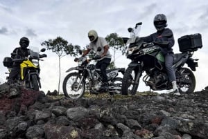 Bali: Mount Batur Guided Motorcycle Tour & Hot Springs