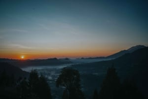 Bali: Mount Batur Guided Motorcycle Tour & Hot Springs