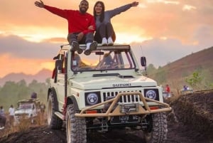 Bali : excursion en Jeep sur le mont Batur et village de Trunyan