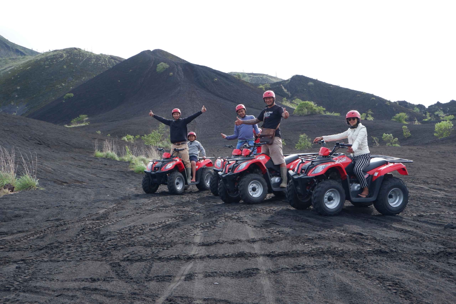 Bali: Mount Batur Quad Bike Tour and Natural Hot Springs
