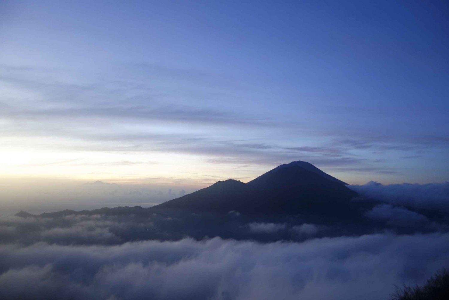 Bali: Mount Batur Sunrise Hike and Natural Hot Spring