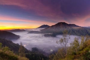 Bali: Mount Batur Sunrise Hike with Breakfast & Hot Spring