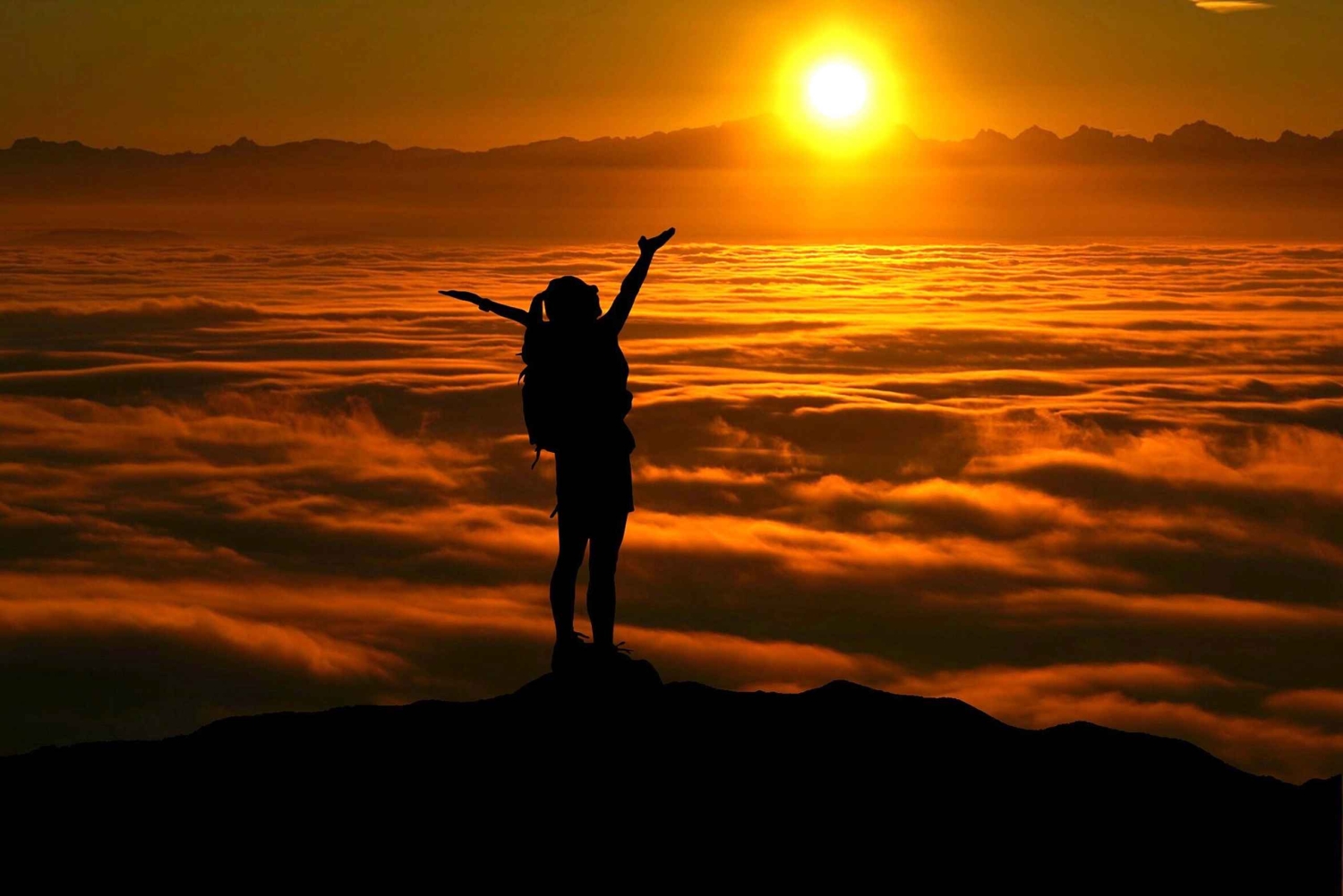 Bali: Mount Batur Sunrise Hike with Breakfast & Hot Spring