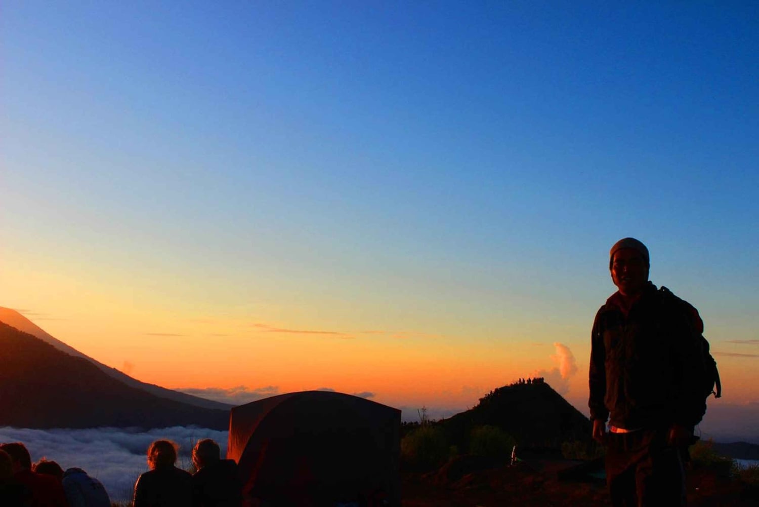 Bali: Mount Batur Sunrise Hike with Breakfast & Hot Spring