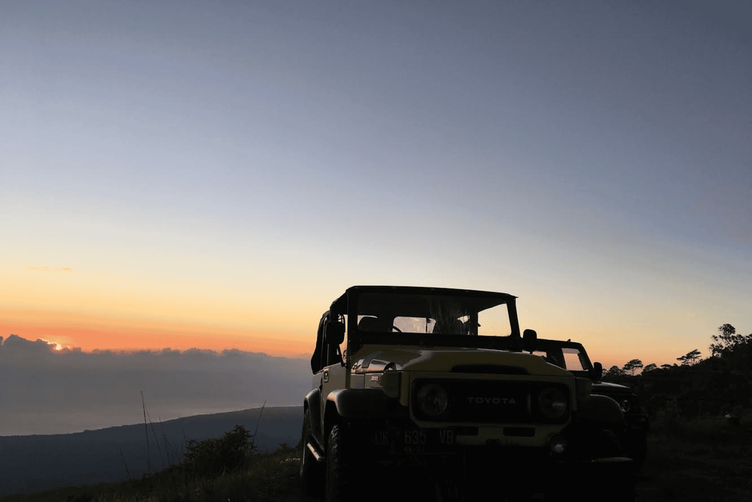Bali: Mount Batur Sunrise Jeep Tour with Jungle Swing