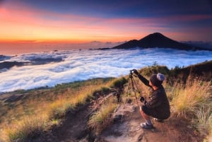 Bali: Soloppgangstrekning på Mount Batur med ATV og svart lava