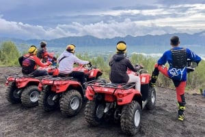 Bali: Soloppgangstrekning på Mount Batur med ATV og svart lava