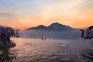 Bali: Soloppgangstrekning på Mount Batur med ATV og svart lava