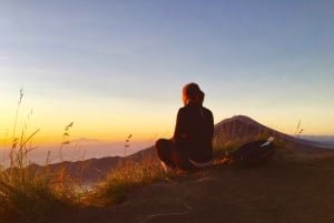 Bali: Soloppgangstrekning på Mount Batur med ATV og svart lava