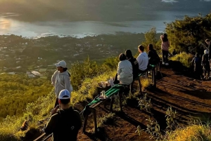Bali: Caminhada ao amanhecer no Monte Batur com pequeno-almoço e recolha