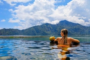 Bali: Mount Batur Sunrise Trekking med naturlig varm källa