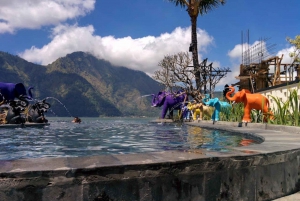 Bali: Senderismo al Amanecer en el Monte Batur con fuente termal natural