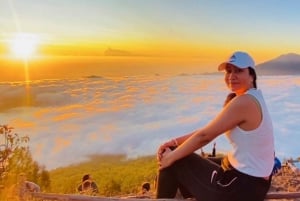 Bali : Trekking au lever du soleil sur le mont Batur avec source d'eau chaude naturelle