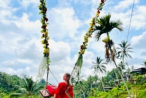 Bali: Mount Batur Sunset Jeep Tour with Aloha Swing