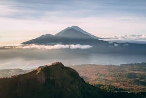 Bali: Mount Batur - Wanderung bei Sonnenuntergang & Picknick