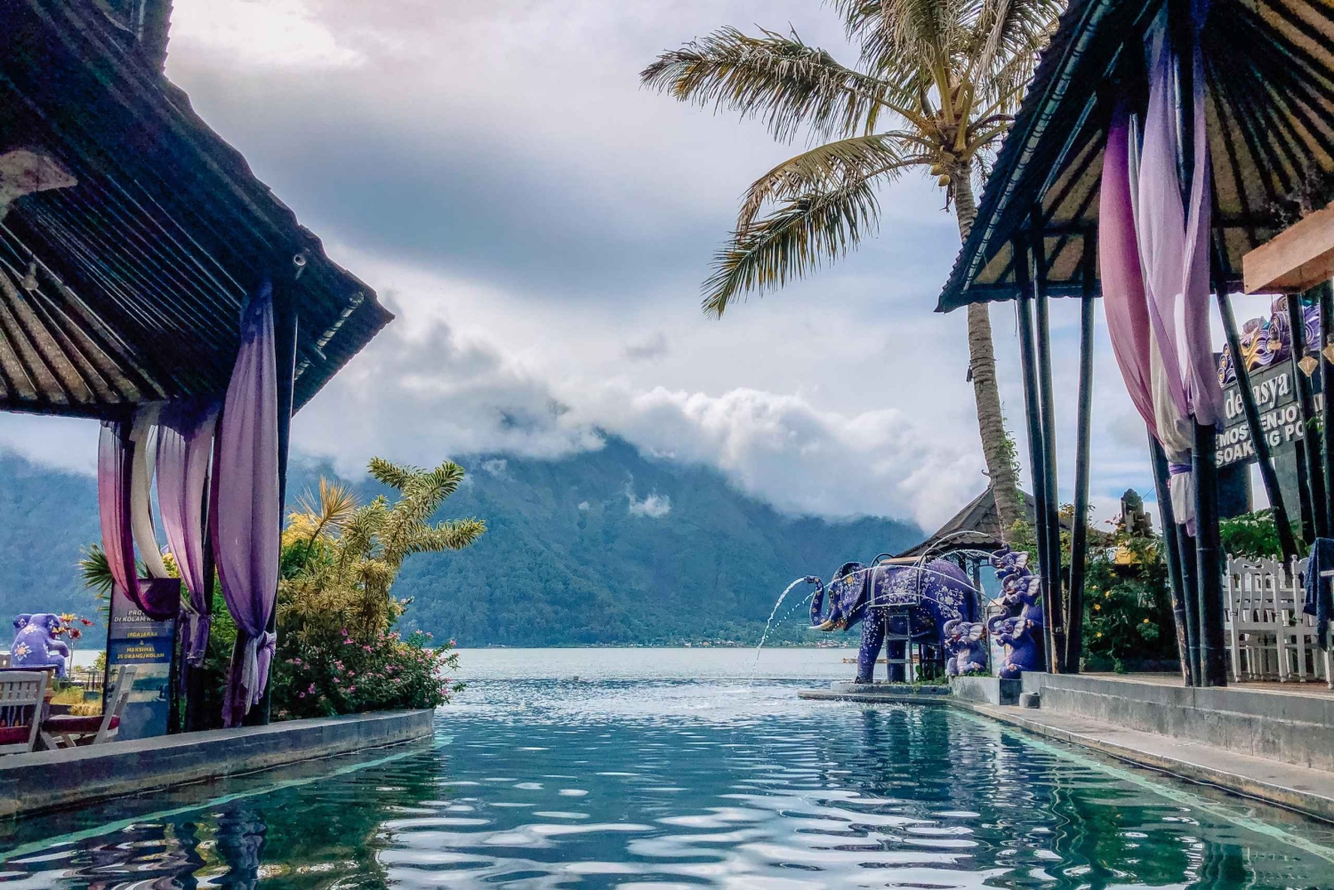 Bali/Baturin vuori: Toya Devasya luonnollinen kuuma lähde -lippu