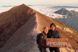 Bali: Mt Agung Trek to Highest peak via pasar agung