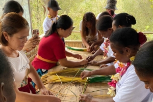 Bali-Munduk: Jungle Trek, Canoe & Bamboo Weaving Class