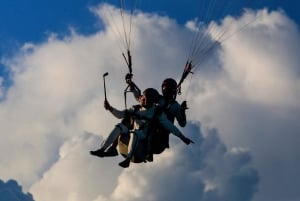 Bali: Nusa Dua Tandem laskuvarjoliito sertifioidun lentäjän kanssa.