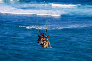 Bali: Nusa Dua Tandem laskuvarjoliito sertifioidun lentäjän kanssa.