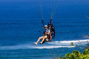 Bali: Nusa Dua Tandem laskuvarjoliito sertifioidun lentäjän kanssa.