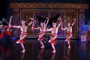 Bali Nusa Dua -teatteri: Devdan Show Liput