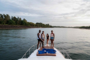Bali: Nusa Penida Luxury Yacht with Manta Snorkel & Fishing