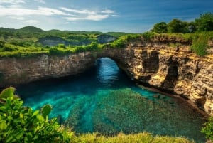 Bali: Nusa Penida Private Day Trip with Lunch/Pickup/Ticket
