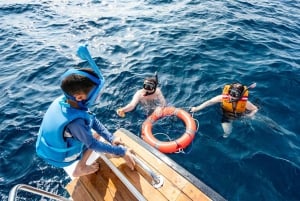 Bali: Gita in motoscafo a Nusa Penida con tour e snorkeling