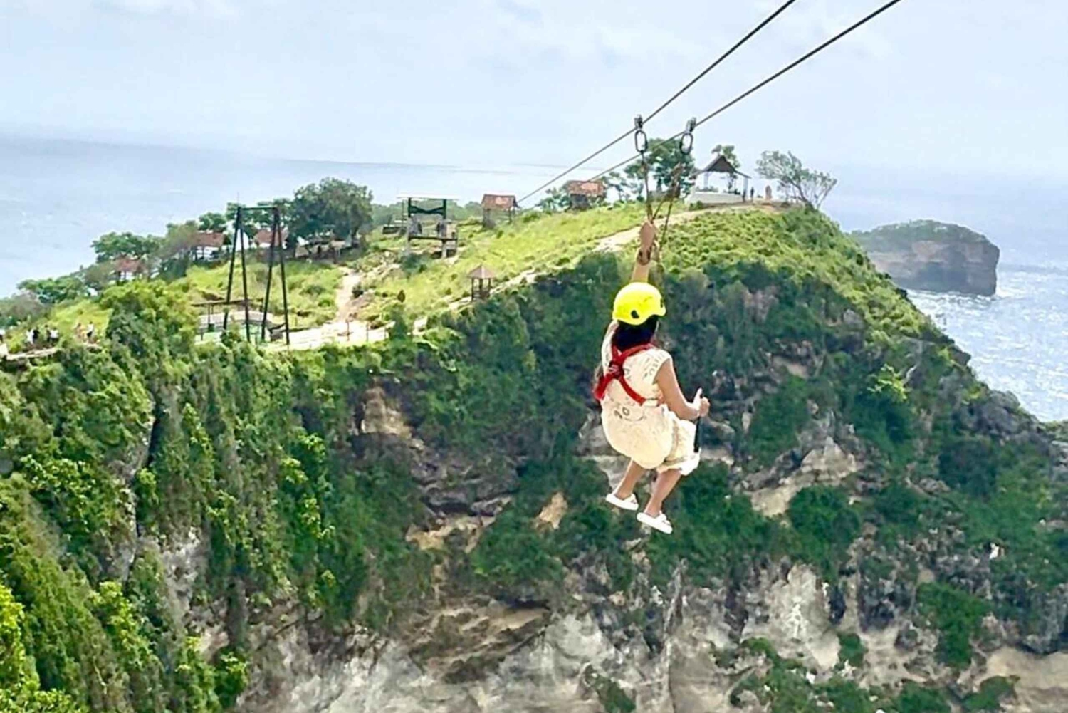 Bali: Nusa Penida Zipline, Beaches, and Lunch Day Trip