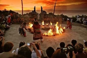 Bali : Padang Padang Beach , Kecak Dance & Jimbaran dinner