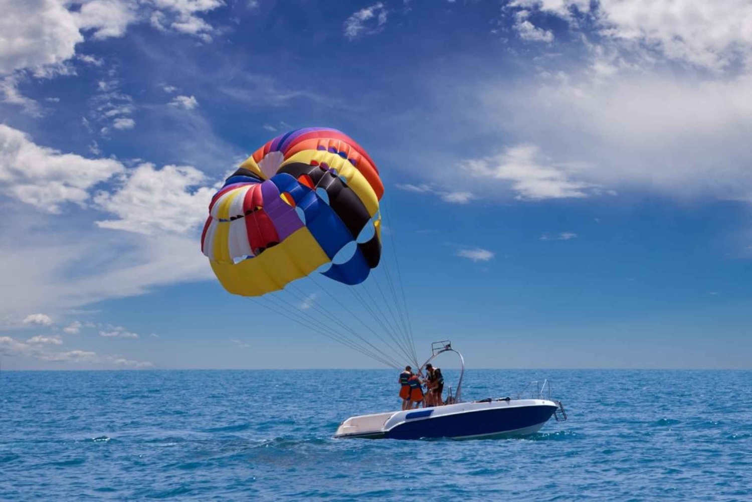 Bali: Paragliding ved Timbis Beach og pakker med vandsport