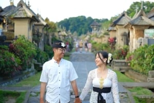 Bali: Penglipuran Village Traditional Outfit Experience