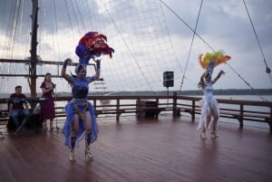 Bali Phinisi Cruise: Sunset Dinner with Live Music & Buffet