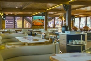 Bali: Phinisi Sunset Dinner Cruise with Entertainment