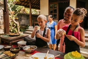 Bali: Pinge Village Tour: School Visit, Cooking Class, Lunch