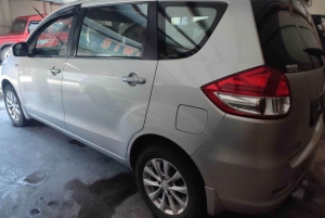 Bali: Private 5-Seat Car Rental with Driver