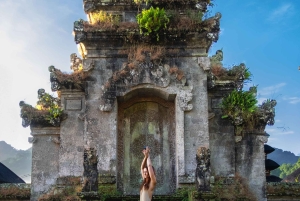 Bali: Private Photoshoot with a Professional Photographer
